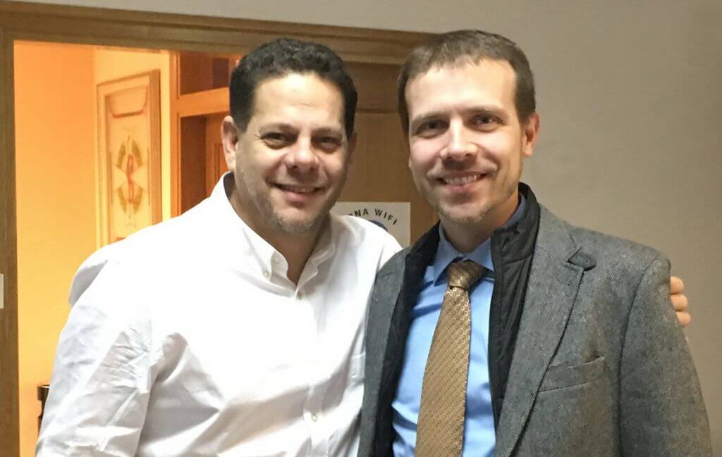 El Dr David Morales Schwarz al costat del Dr. Jose Luis Padrós