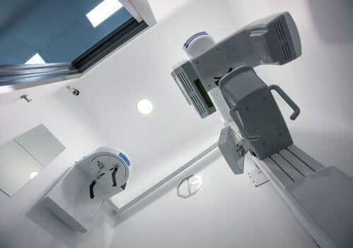 Clínica dental Padrós disposa del sistema de radiologia digital 3D Pointnix, amb captador de grans dimensions i alta resolució. Clínica dental Padrós disposa del sistema de radiologia digital 3D Pointnix, amb captador de grans dimensions i alta resolució.